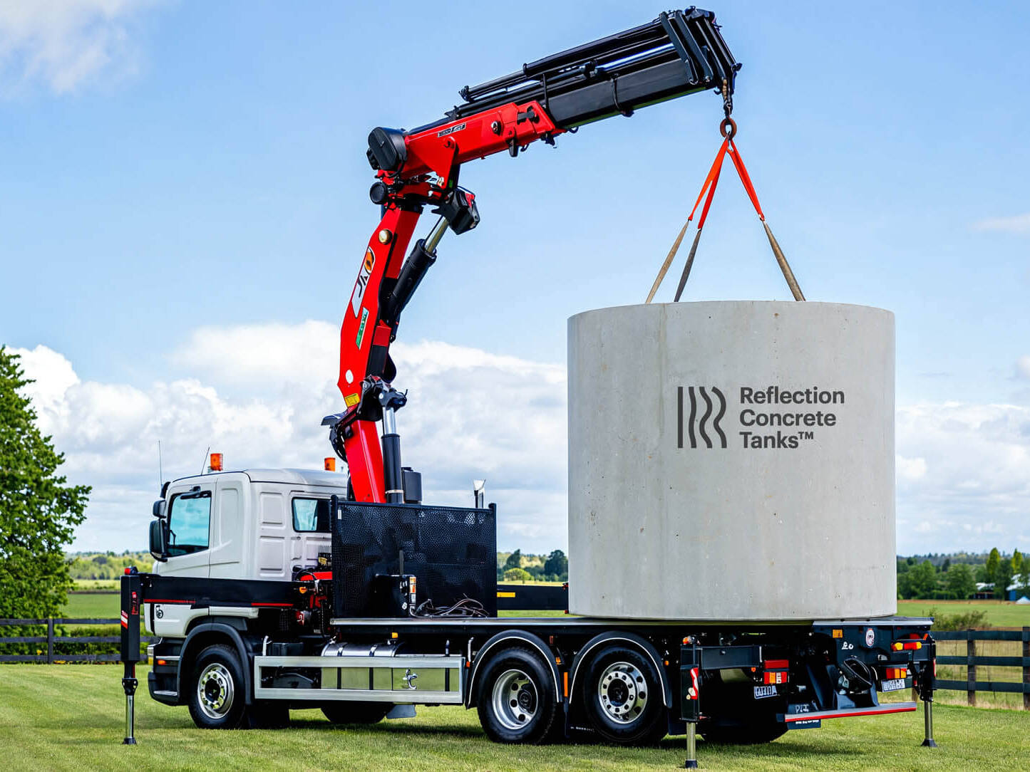 Crane lifting Concrete Tanks